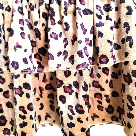 Storia Tiered Smocked Velvet Leopard Skirt Size Medium - Picture 4 of 8